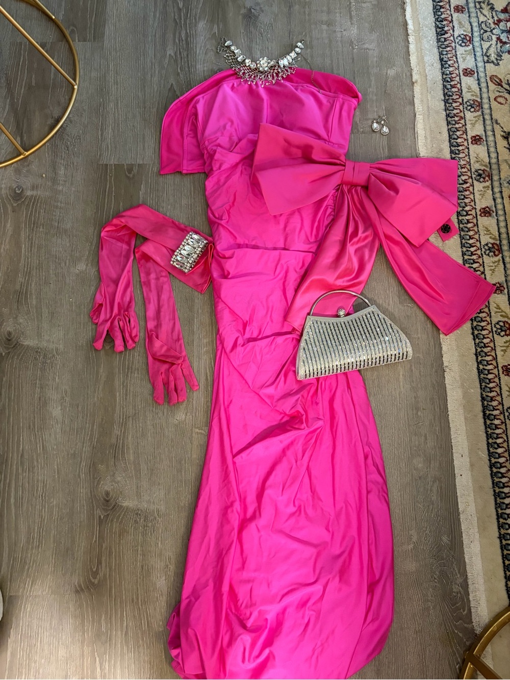 Marilyn Monroe gentleman prefer blondes/ diamonds costume